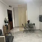 Grand Pret De La ! 아파트