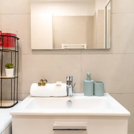 Grand Pret De La ! Apartment